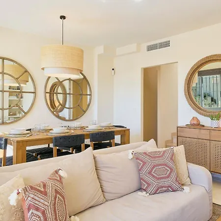All About Casa Bella Holiday home